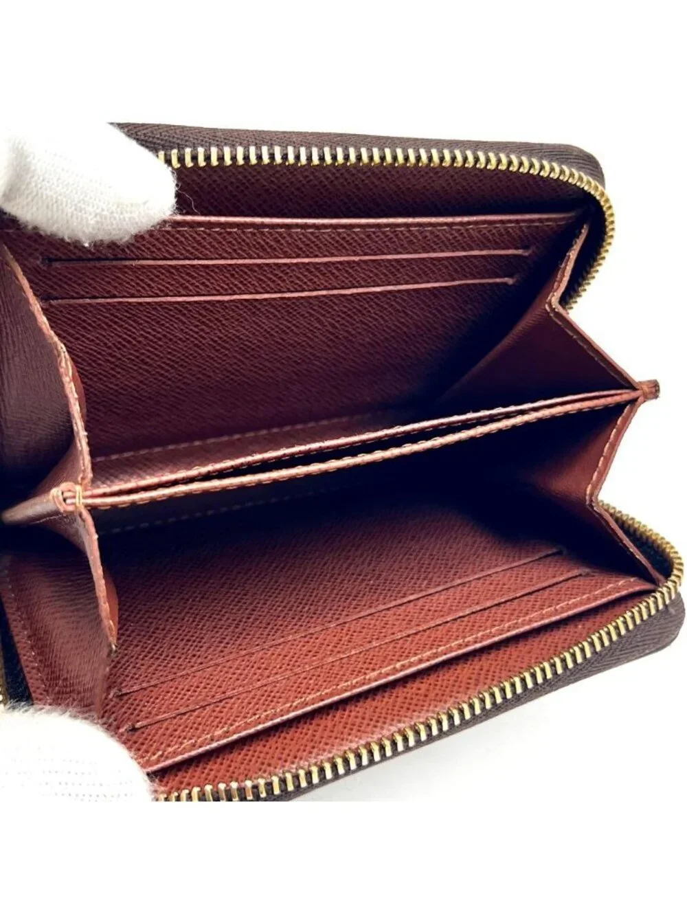 Louis Vuitton Monogram Zippy Wallet